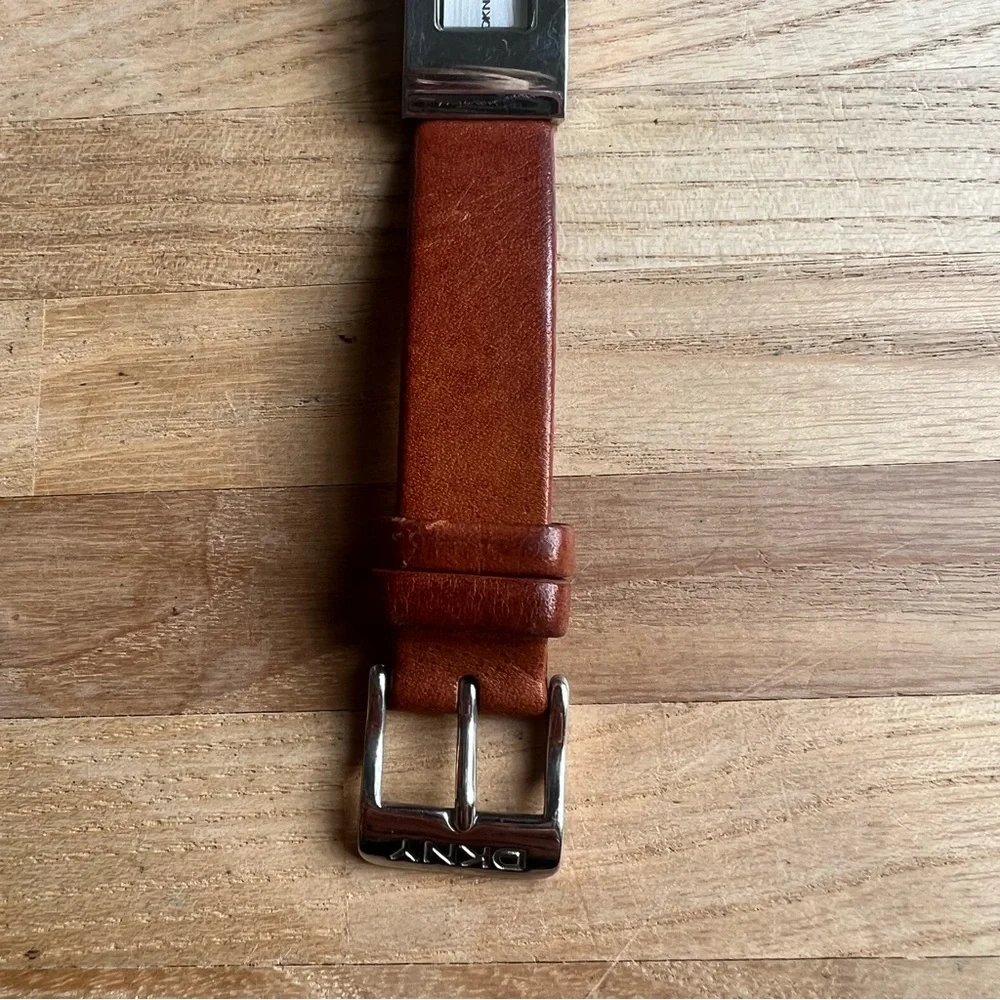DKNY ladies retro rectangular Brown leather dress watch NEW BATTERY